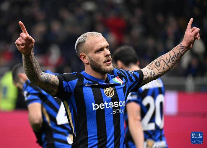 爱游戏全站-蒂姆焦点对战，哈兰德与70激战IG分钟，战术调整胜负难料！